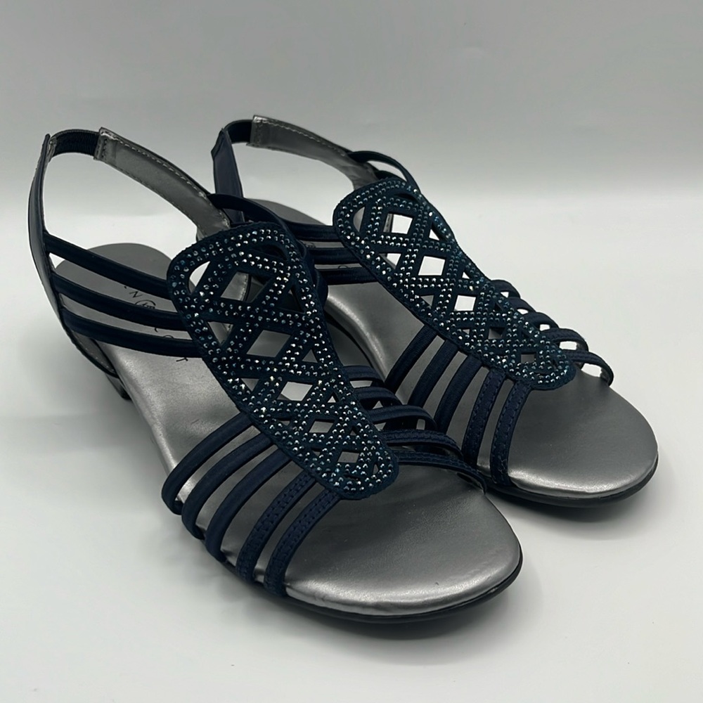 Karen Scott Womens Ellya Embellished Dressy Slingback Sandals
